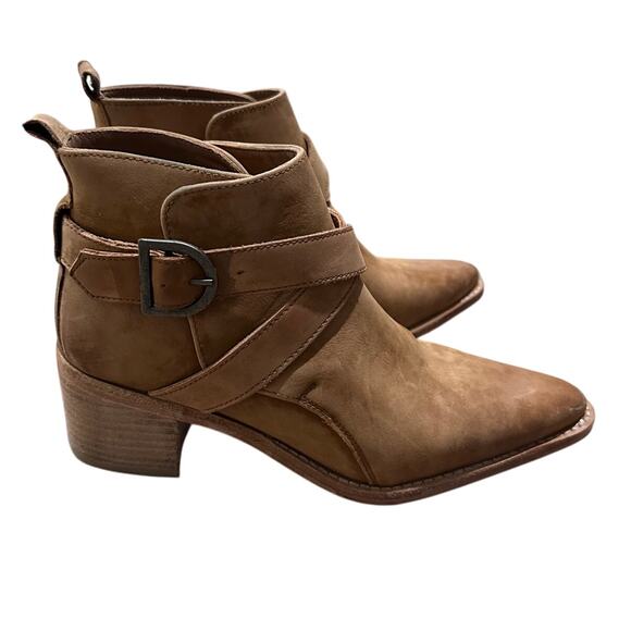 Free People Back Loop Leather Ankle Boots Tan Western Boho Chic, size 6 (36) - Picture 5 of 10